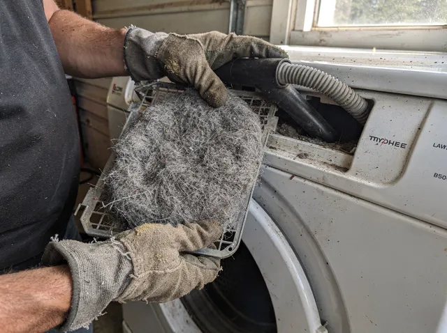 Cleaning Dryer Lint Trap in Miami Gardens